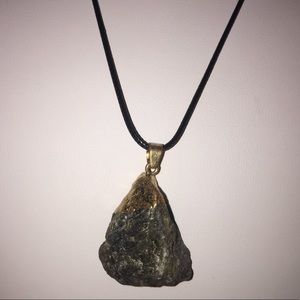 Elegant and Exquisite Agate Necklace✨🌑